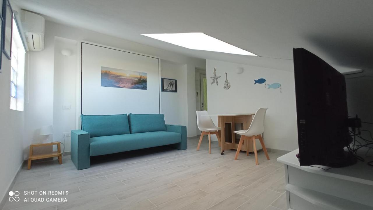 Monolocale Mansarda A Porto Santo Stefano Argentario Apartment Exterior photo